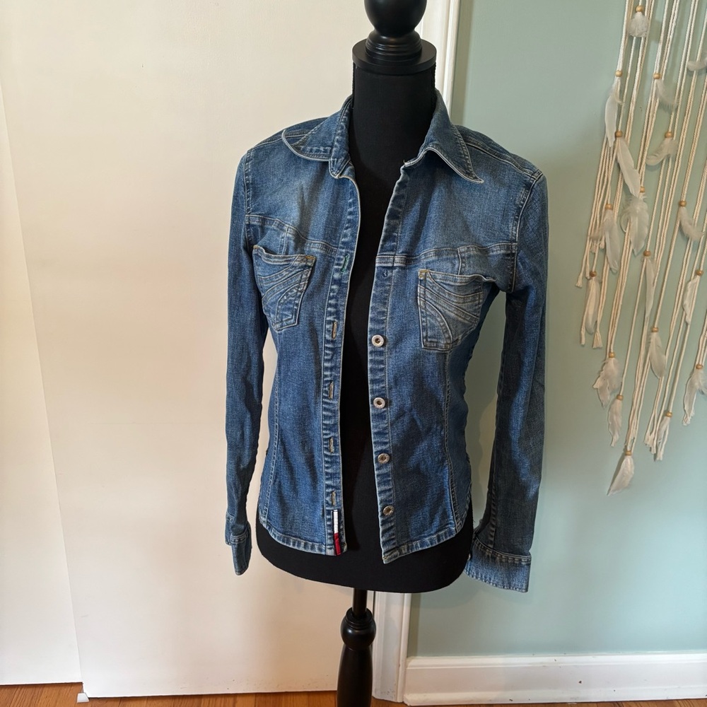 Vintage Tommy Hilfiger Women's Denim Jacket Small
